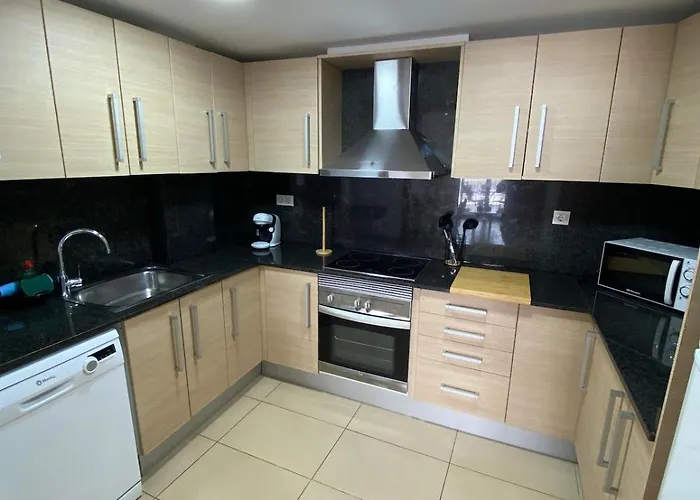 Ikigai - 6p Modern With Parking & Swimming Pool Appartement