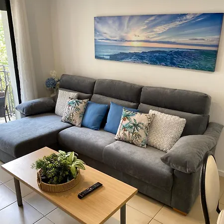 Ikigai - 6p Modern With Parking & Swimming Pool *