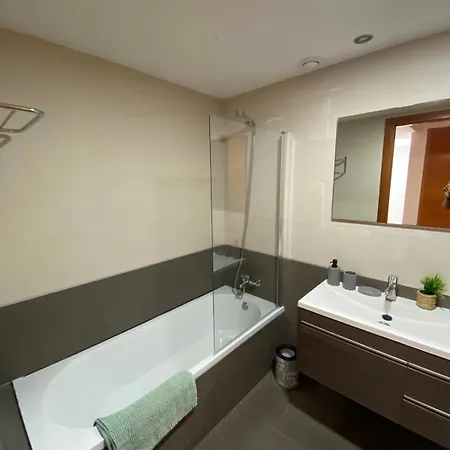 Ikigai - 6p Modern With Parking & Swimming Pool