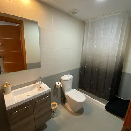 Ikigai - 6p Modern With Parking & Swimming Pool Apartment *