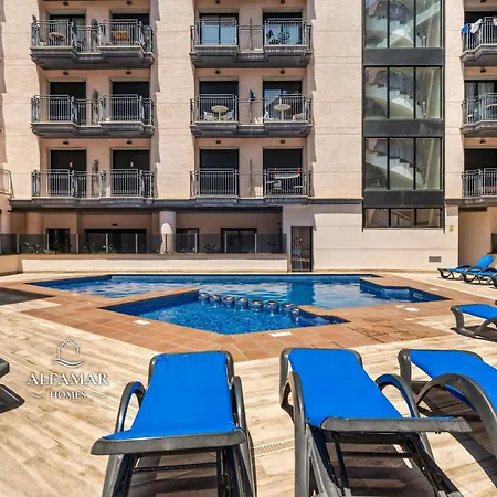 Apartmán Ikigai - 6p Modern With Parking & Swimming Pool