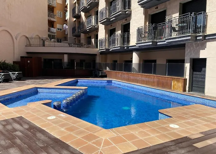 Ikigai - 6p Modern With Parking & Swimming Pool Lägenhet