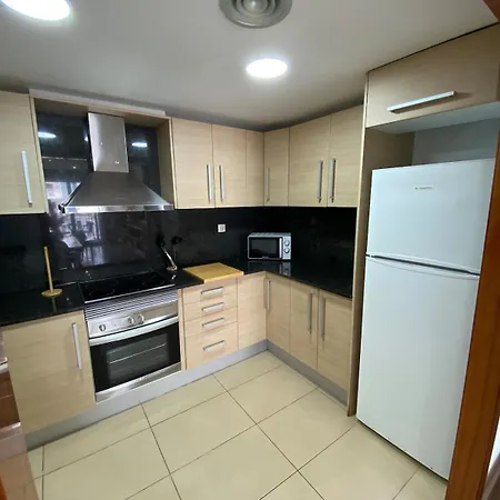 Ikigai - 6p Modern With Parking & Swimming Pool *